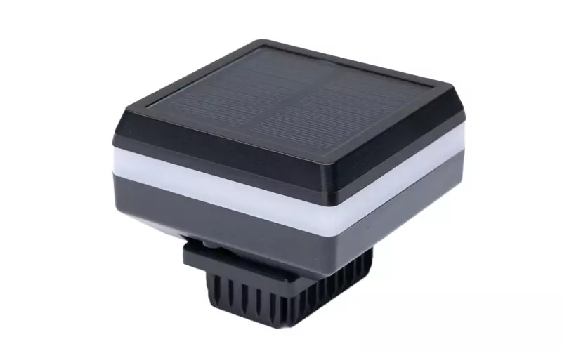 LED-Solarleuchte für Zaun- und Torpfosten 