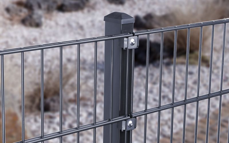 Pfosten mit Punktbefestigung Bild 3