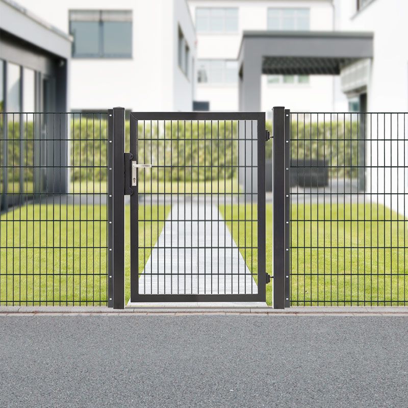 Steckzäune aus Aluminium oder WPC mit RhombusProfil